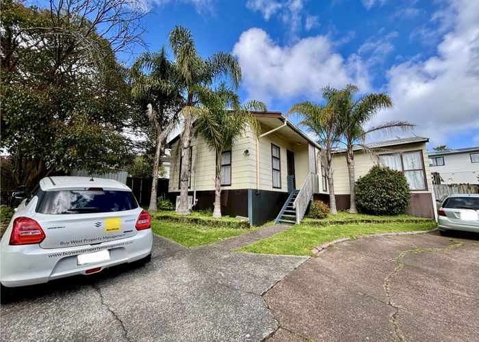  at 12 Garton Drive, Massey, Waitakere City, Auckland