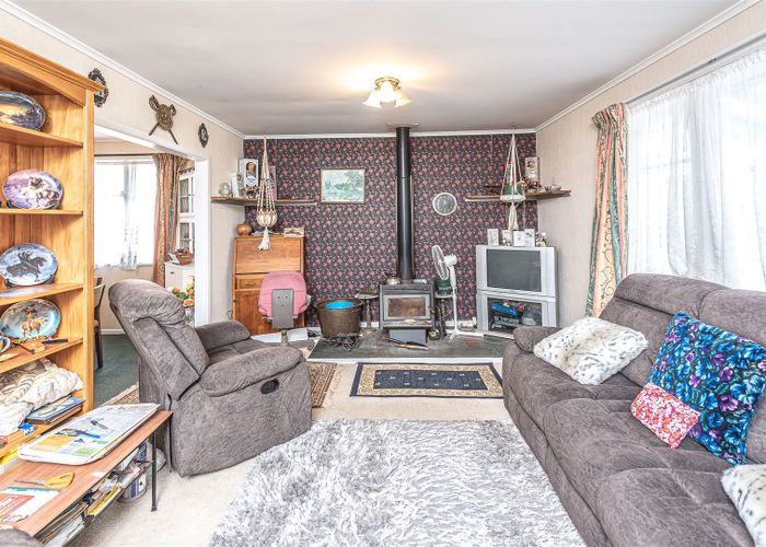  at 87 Manuka Street, Castlecliff, Whanganui