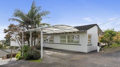  at 549 East Coast Road, Browns Bay, Auckland