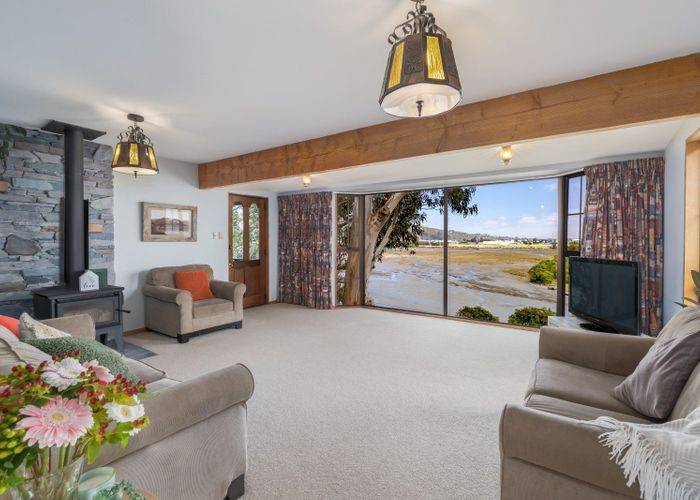  at 7 Cannon Hill Crescent, Mount Pleasant, Christchurch City, Canterbury