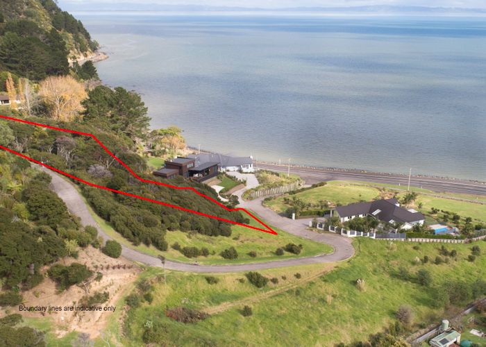  at 10 Ngarimu Heights Row, Thornton Bay