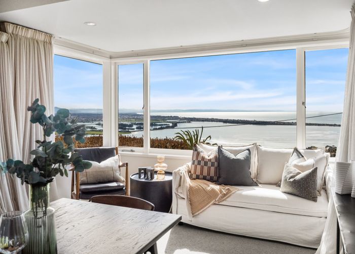  at 10 Muritai Terrace, Mount Pleasant, Christchurch City, Canterbury