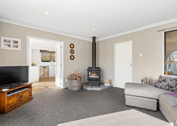  at 53 Solomon Avenue, Redwood, Christchurch