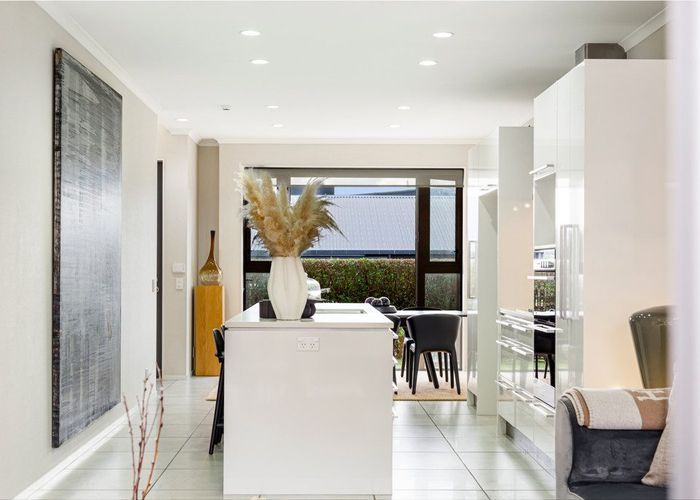  at 18 Purchas Hill Drive, Stonefields, Auckland