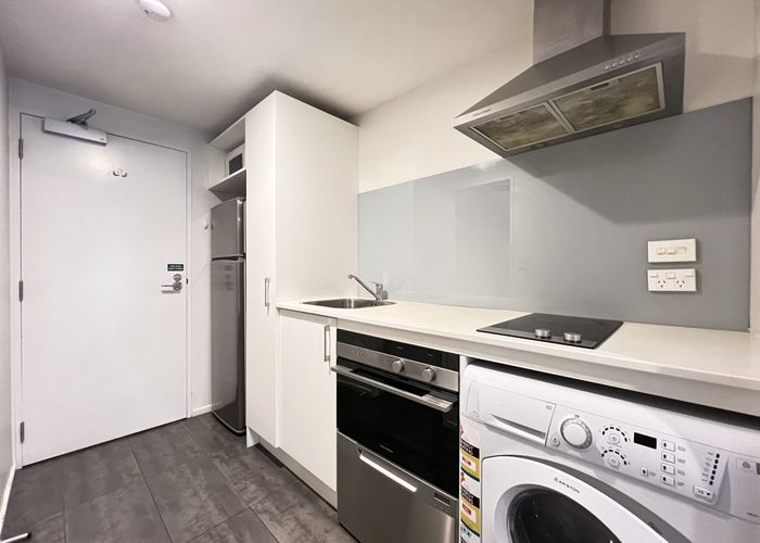  at 2b/17 Bunyan Street, Waltham, Christchurch City, Canterbury