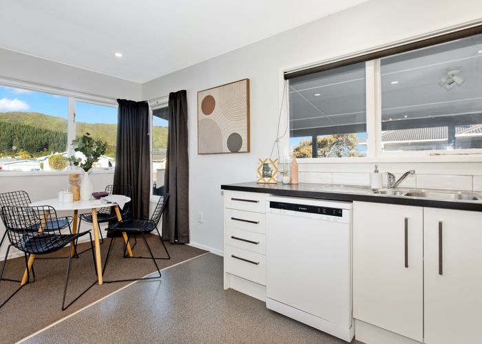  at 253 Wellington Road, Wainuiomata, Lower Hutt, Wellington