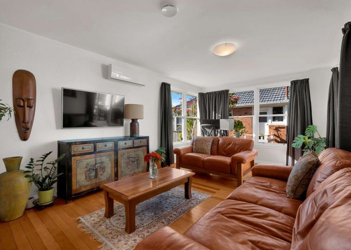  at 30 Weybridge Crescent, Glen Innes, Auckland