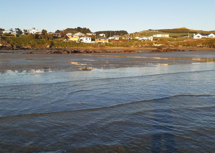  at 218 Rocks Highway, Riverton