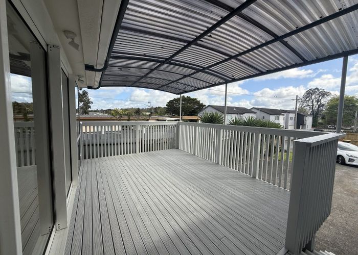  at 1/324 Swanson Road, Henderson, Waitakere City, Auckland