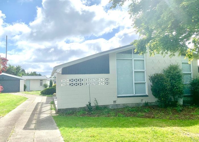  at 35 Bermuda Drive, Hornby, Christchurch City, Canterbury