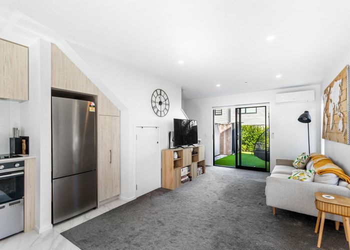  at 20/10 Fathom Place, Te Atatu Peninsula, Waitakere City, Auckland