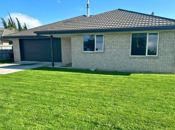  at 2 Picton Street, Papatoetoe, Auckland