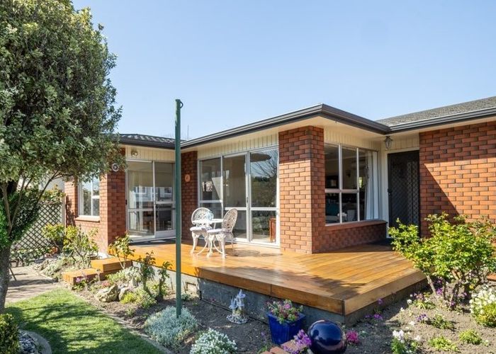  at 33 Moorhouse Street, Taradale, Napier