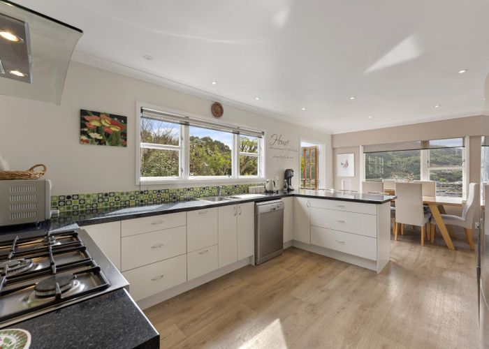  at 68 Holborn Drive, Stokes Valley, Lower Hutt