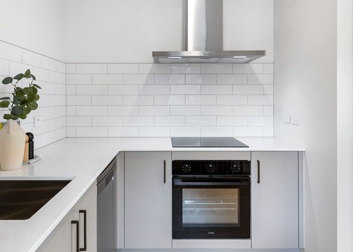  at 13 Wakaturia Way, Glenfield, North Shore City, Auckland