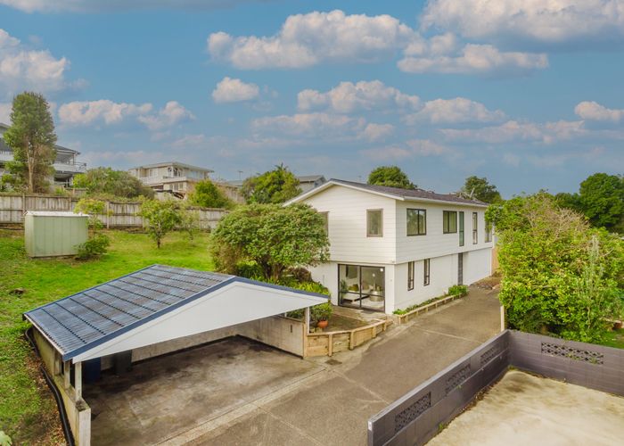  at 1/7 Deverell Place, Northcross, Auckland