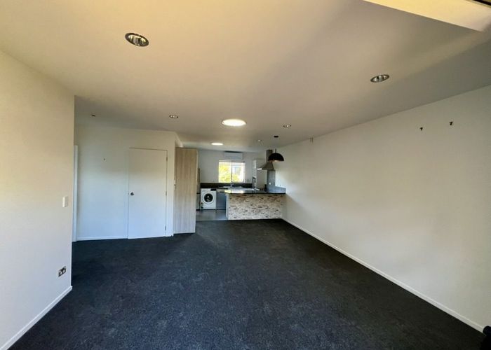  at 2/48A Taharoto Road, Takapuna, North Shore City, Auckland