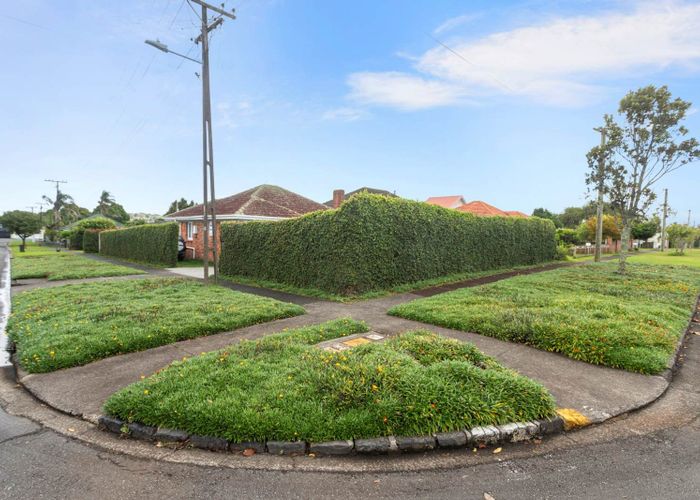  at 37 Mount Roskill Road, Mount Roskill, Auckland