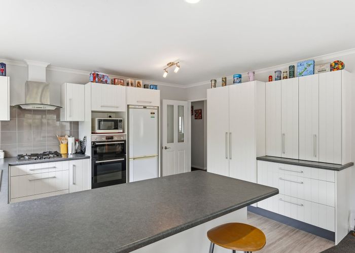  at 3 Nicholas Place, Waikanae Beach, Kapiti Coast, Wellington