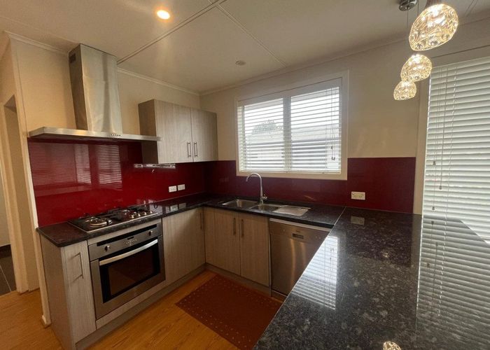  at 25 Astley Ave, New Lynn, Waitakere City, Auckland