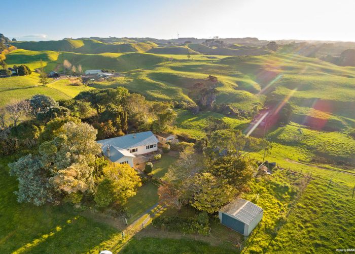  at 274 Karioitahi Road, Karioitahi, Waiuku