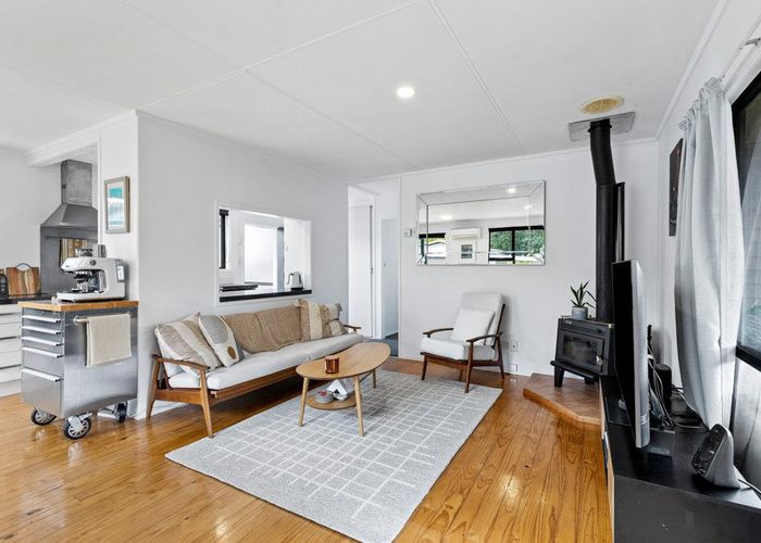  at 8 Karaka Road, Whenuapai, Waitakere City, Auckland