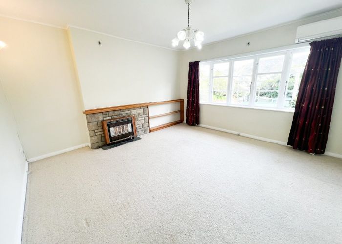  at 18 Wavell Street, Karori, Wellington, Wellington