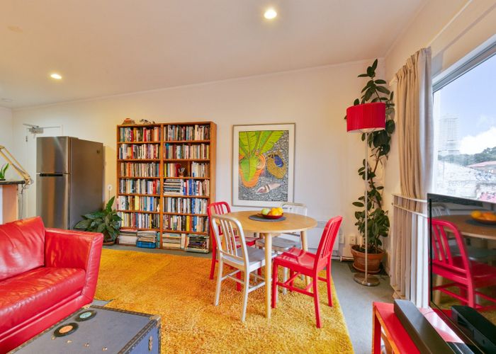  at 4/3 Kelvin Grove, Te Aro, Wellington
