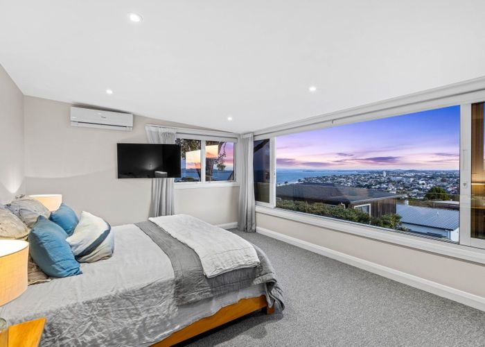  at 21a Castor Bay Road, Castor Bay, North Shore City, Auckland