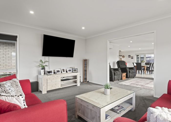  at 11 Story Street, Foxton Beach, Horowhenua, Manawatu / Whanganui