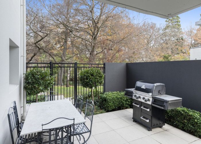  at 1/18 Carlton Mill Road, Merivale, Christchurch City, Canterbury