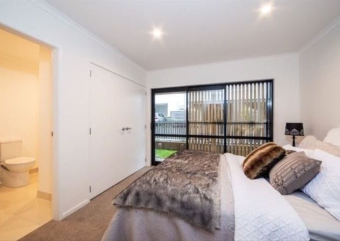  at 2 Pheasant Lane, Hobsonville, Waitakere City, Auckland