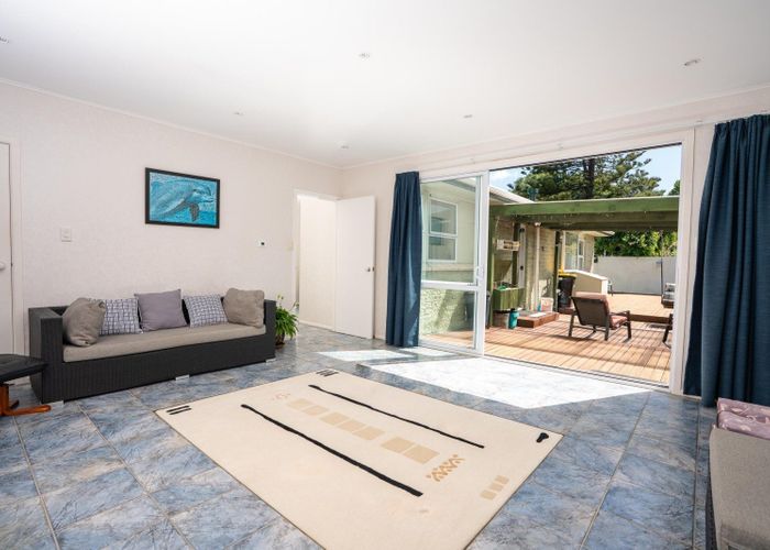  at 8 Boscobel Lane, Tawa, Wellington, Wellington