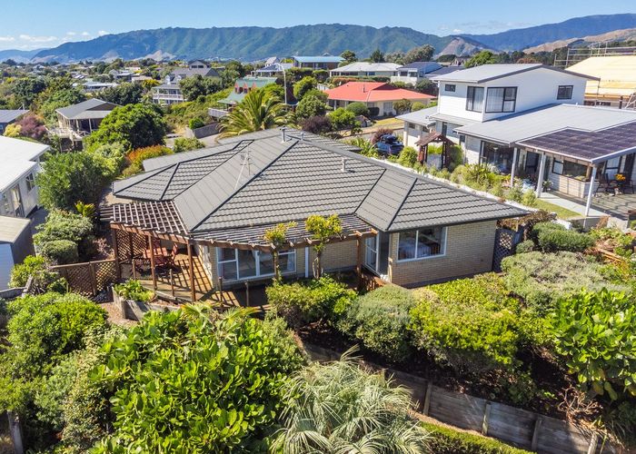  at 174 Weggery Drive, Waikanae Beach, Waikanae