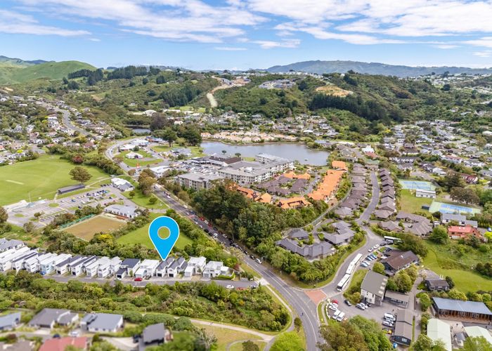  at 8 Glide Lane, Whitby, Porirua, Wellington