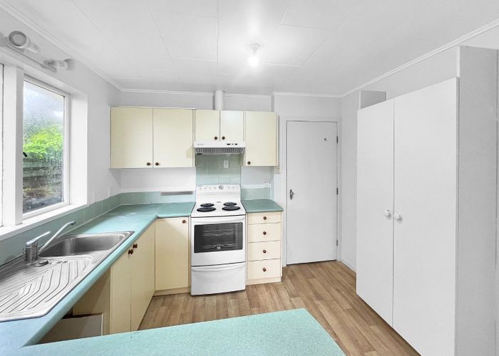  at 11 Otira Grove, Kelson, Lower Hutt, Wellington