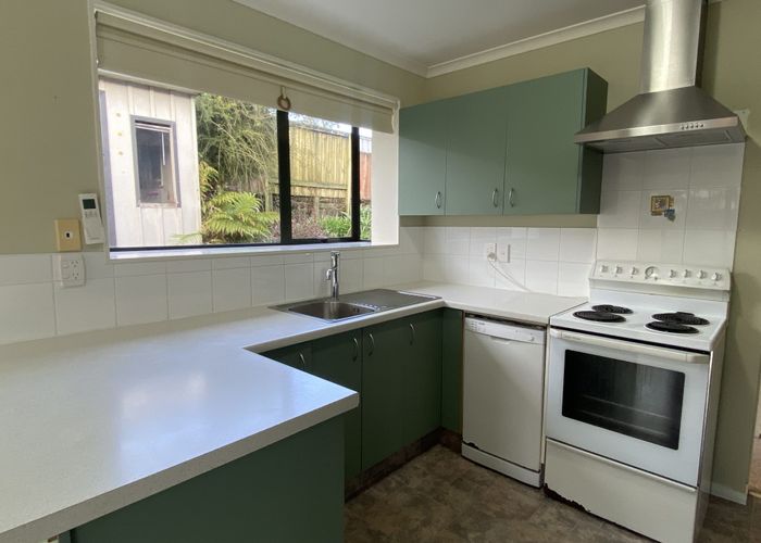  at 4 Whitby Place, Welcome Bay, Tauranga, Bay Of Plenty