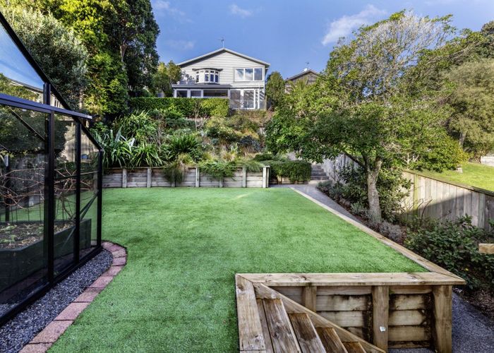  at 56 Overtoun Terrace, Hataitai, Wellington