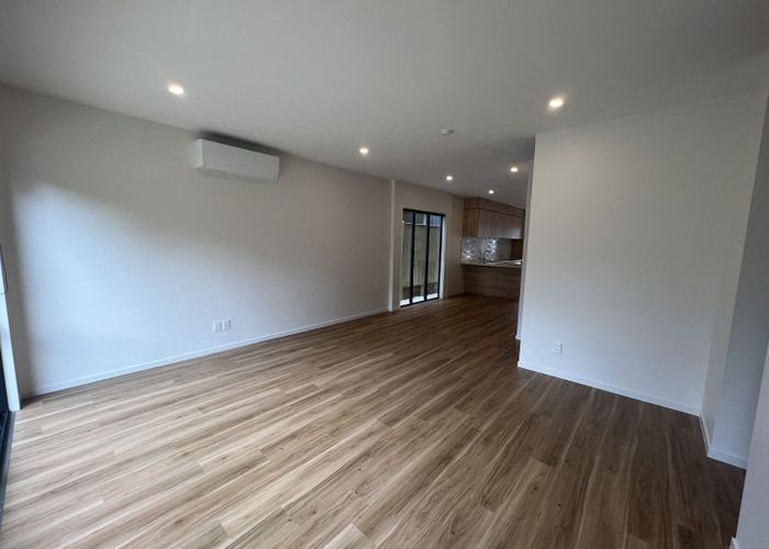  at 10 Korokio Lane, Henderson, Waitakere City, Auckland