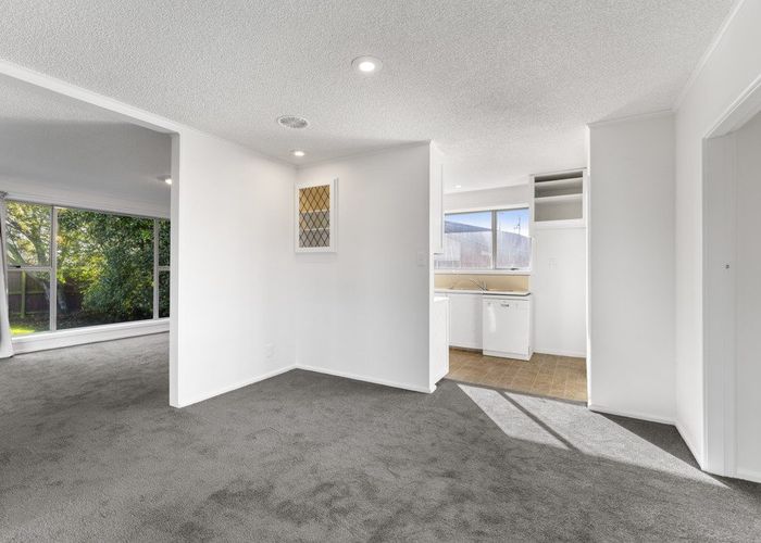  at 127 Denise Crescent, Hornby, Christchurch City, Canterbury