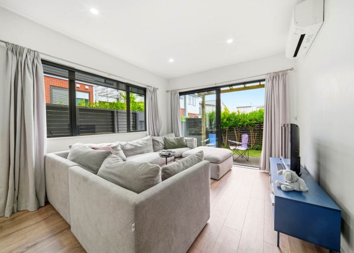  at 32 Bight Road, Long Bay, North Shore City, Auckland