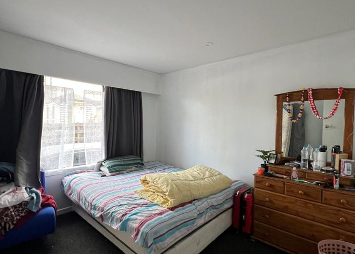  at 2/87 Gray Avenue, Papatoetoe, Manukau City, Auckland