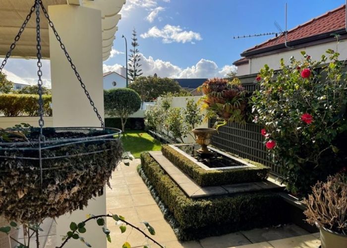  at 11 Fairfield Lane, East Tamaki Heights, Manukau City, Auckland
