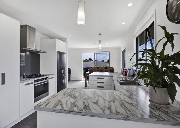  at 34 Honeyfield Drive, Whalers Gate, New Plymouth