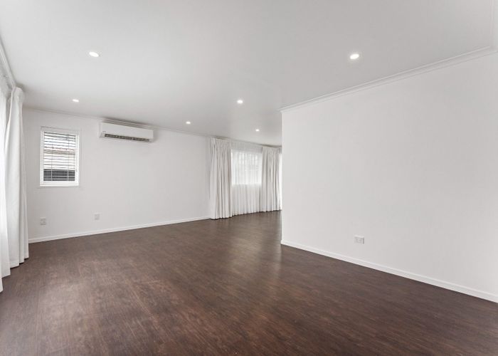  at 11 Avon Place, Springvale, Whanganui