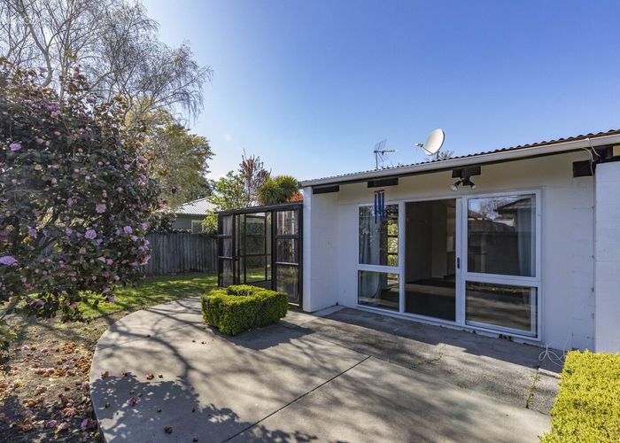  at 2/40A Bounty Street, Bryndwr, Christchurch City, Canterbury