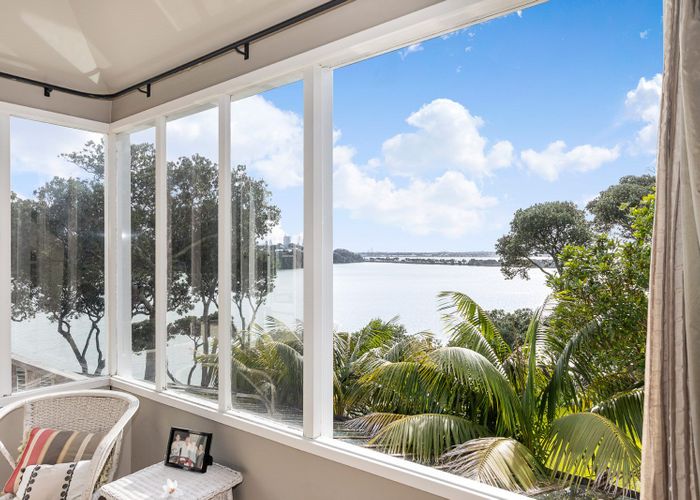  at 27A Burwood Crescent, Remuera, Auckland