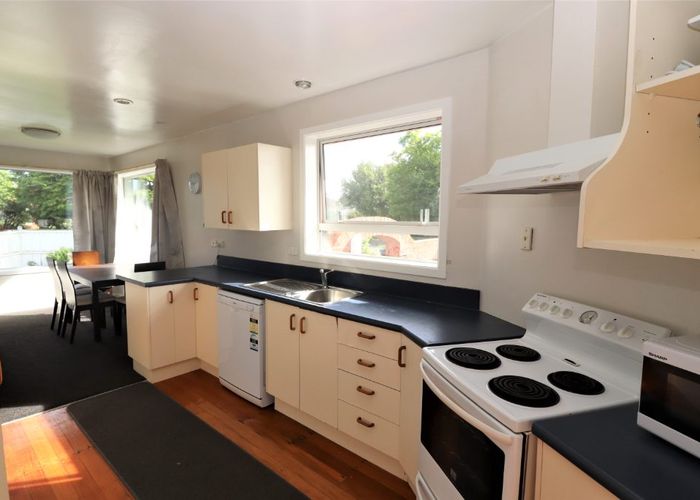  at 15 Newbridge Place, Ilam, Christchurch City, Canterbury