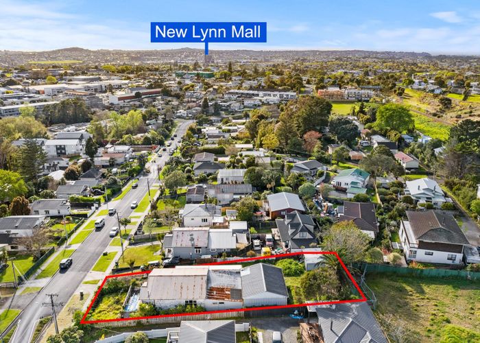  at 25 Clayburn Road, Glen Eden, Auckland