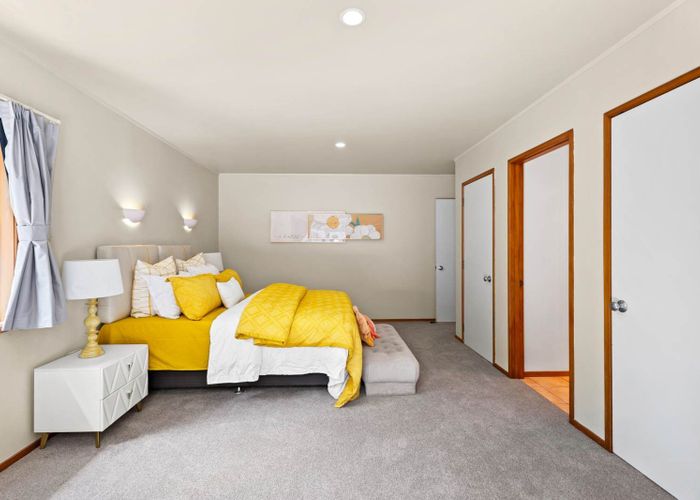  at 17A  Rangitoto Terrace, Milford, North Shore City, Auckland